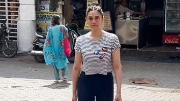 Aditi Rao Hydari greets paps with a smile as she gets clicked
