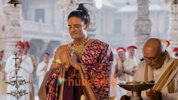 Maharaj stills