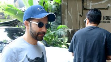 Photos: Varun Dhawan spotted outside a cafe in Bandra
