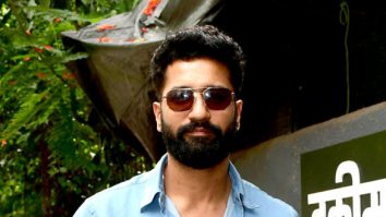 Photos: Vicky Kaushal snapped at Hakim Aalim’s salon in Khar