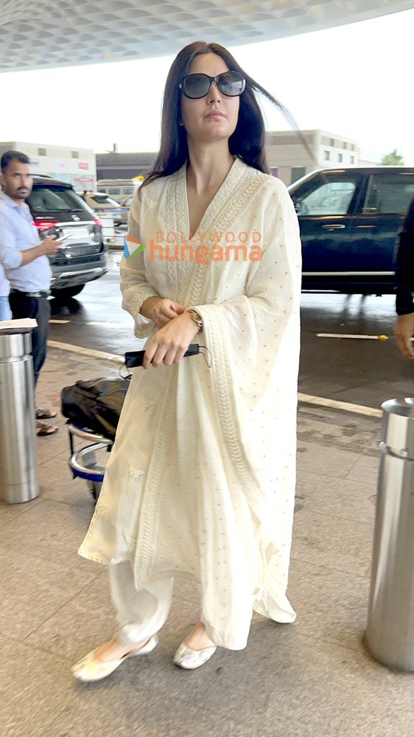 Photos: Katrina Kaif, Neha Dhupia, Athiya Shetty and others snapped at the airport Photos: Katrina Kaif, Neha Dhupia, Athiya Shetty and others snapped at the airport