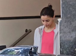 Alia Bhatt gets clicked by paps in her comfy casuals