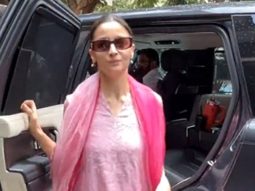 Cute! Alia Bhatt gets clicked by paps in a pink salwar