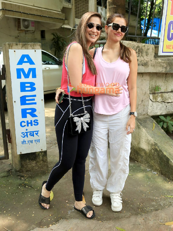 Photos: Raai Laxmi and Sonnalli Seygall snapped outside a salon in Juhu