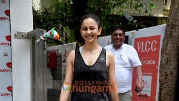 Photos: Rakul Preet Singh spotted outside a gym in Santacruz