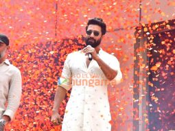 Photos: Vicky Kaushal snapped at Chitra Cinema for grand Chhaava poster launch