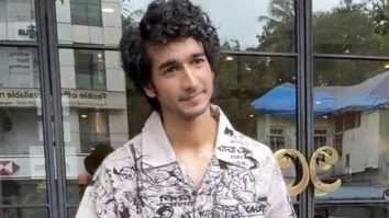 Shantanu Maheshwari strikes a pose for paps as he promotes ‘AMKDT’