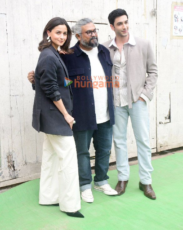 Photos: Alia Bhatt, Vedang Raina and Vasan Bala snapped promoting Jigra at Mehboob studios
