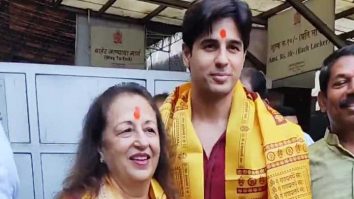 Sidharth Malhotra gets clicked by paps at Siddhivinayak temple