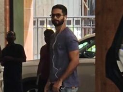 Paps capture a glimpse of Shahid Kapoor as he gets clicked in the city