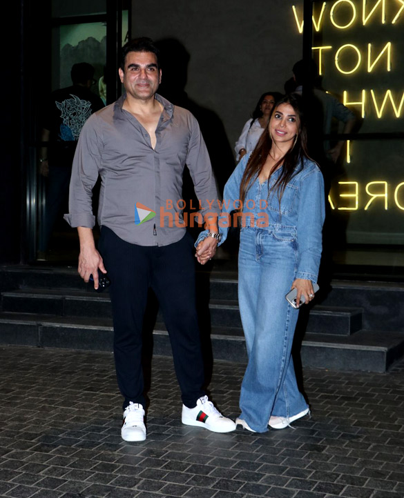 Photos: Celebs grace the special screening of Vicky Vidya Ka Woh Wala Video Photos: Celebs grace the special screening of Vicky Vidya Ka Woh Wala Video