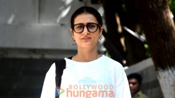 Photos: Fatima Sana Shaikh spotted outside the gym in Santacruz