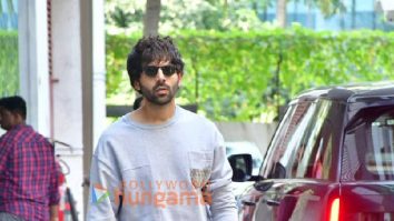 Photos: Kartik Aaryan snapped at T-series office in Andheri